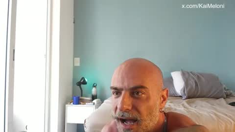 Kairos Meucci online show from October 17, 1:03 pm