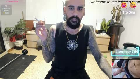 kaiser679 online show from April 15, 1:56 am