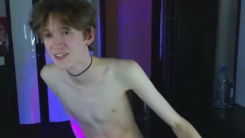 slutkai online show from September 19, 8:31 pm