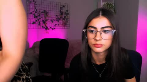 Kaisy online show from September 15, 7:25 pm