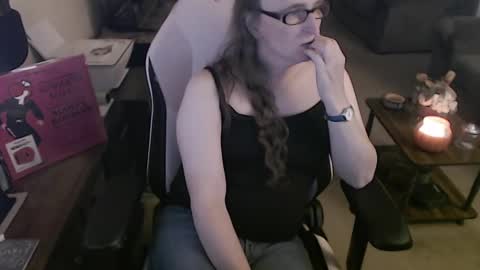 Snapshot of kait331 chatting on September 9, 1:16 am Camprincess331 online show from September 9, 1:16 am