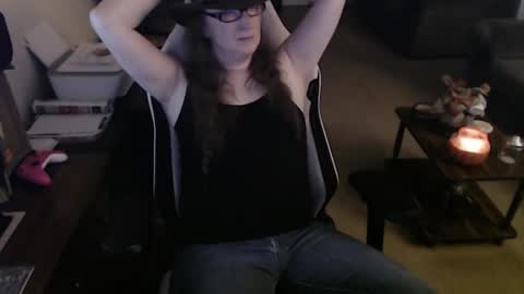 Snapshot of kait331 chatting on October 5, 1:26 am Camprincess331 online show from October 5, 1:26 am