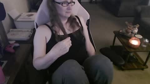 Snapshot of kait331 chatting on October 10, 1:26 am Camprincess331 online show from October 10, 1:26 am