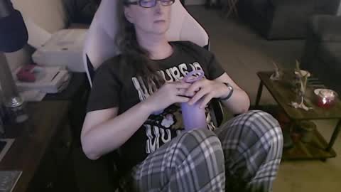 Camprincess331 online show from April 24, 1:19 am