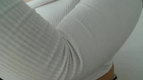 Kaitlin online show from April 24, 10:07 am