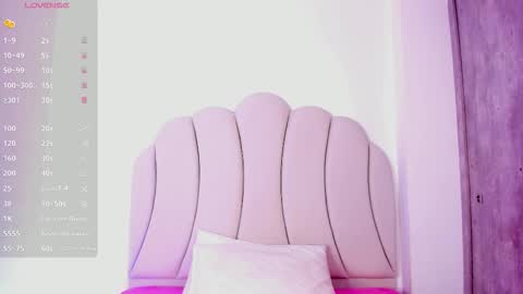 Kaity Lane online show from February 2, 12:15 pm