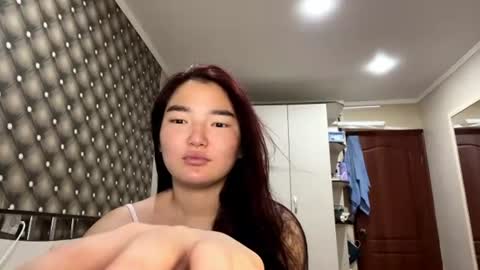 Sakura online show from June 29, 4:07 pm