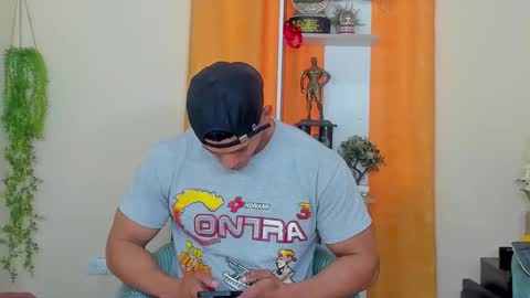 kale thomson online show from January 30, 7:15 pm