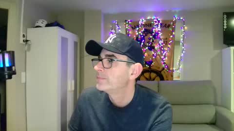 MusicMen49 online show from February 18, 3:53 am