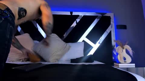 Kale online show from March 3, 1:53 am