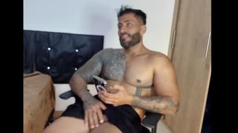 Snapshot of kaleth_price chatting on March 1, 12:07 am Kaleth Price online show from March 1, 12:07 am