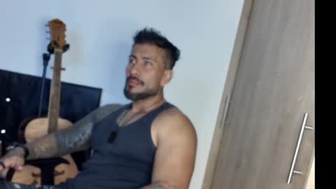 Snapshot of kaleth_price chatting on March 9, 6:17 am Kaleth Price online show from March 9, 6:17 am