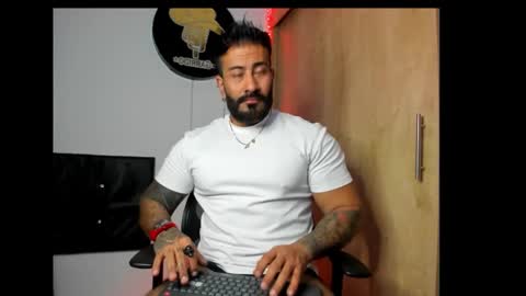 Snapshot of kaleth_price chatting on November 20, 10:09 pm Kaleth Price online show from November 20, 10:09 pm