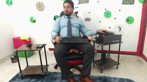 Kaleth online show from April 19, 3:39 am