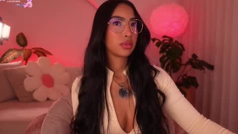 Snapshot of kali_hiill chatting on October 4, 6:55 am Sweet Kali online show from October 4, 6:55 am
