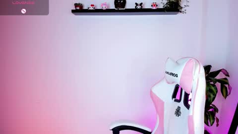 Kali Ka Please help me with your thumbs up its important   dont forget my birthday on October 26 online show from September 19, 6:08 pm