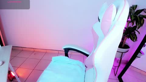 Kali Ka Please help me with your thumbs up its important   dont forget my birthday on October 26 online show from September 25, 12:09 pm