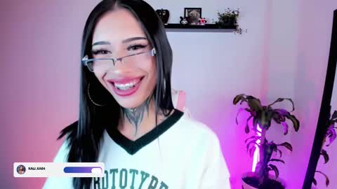 Kali Ka Please help me with your thumbs up its important   dont forget my birthday on October 26 online show from October 23, 9:35 pm