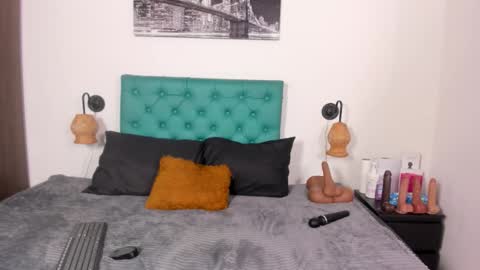 kalifa_latin online show from February 17, 7:53 pm