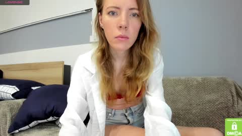 Snapshot of kalisee_ chatting on January 11, 5:31 am Kalisee online show from January 11, 5:31 am