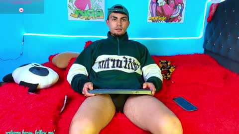 K A L I online show from December 15, 7:24 am