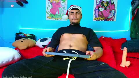 K A L I online show from December 16, 6:21 am