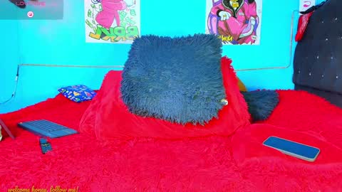 K A L I online show from December 18, 6:21 am