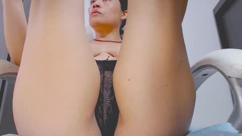 Hannah online show from November 20, 4:07 pm