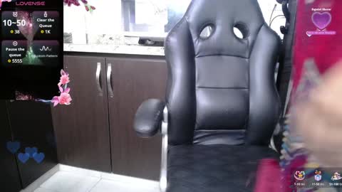 Alisha online show from January 10, 10:06 am