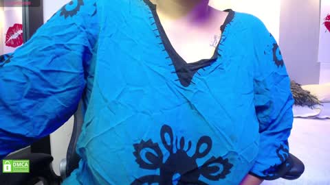 Alisha online show from January 17, 10:00 am