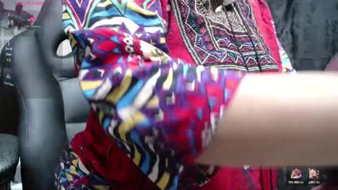 Alisha online show from February 4, 10:10 am