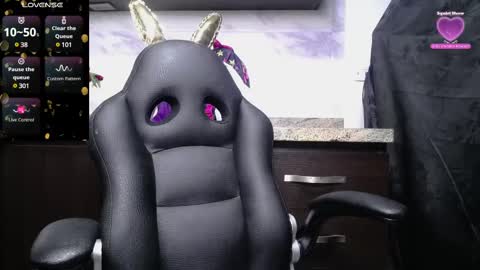 Alisha online show from March 3, 10:06 am