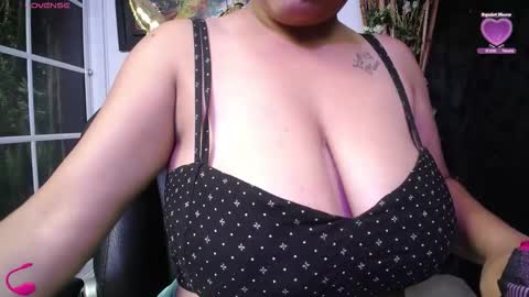 Alisha online show from September 9, 10:15 am