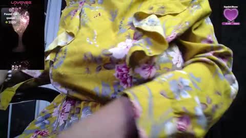 Alisha online show from October 22, 10:04 am