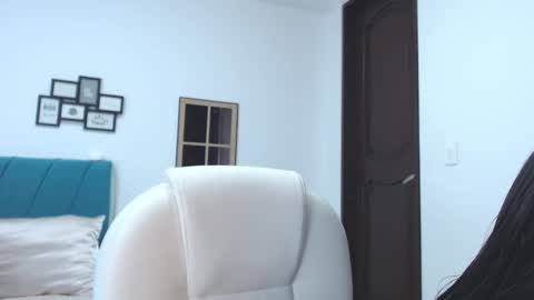 Snapshot of kam_lopez chatting on January 12, 9:08 pm Kamilalopez online show from January 12, 9:08 pm