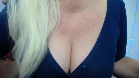 KamaliaSim online show from December 1, 10:21 pm