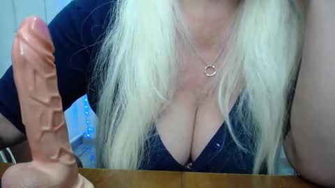 KamaliaSim online show from January 17, 10:34 pm