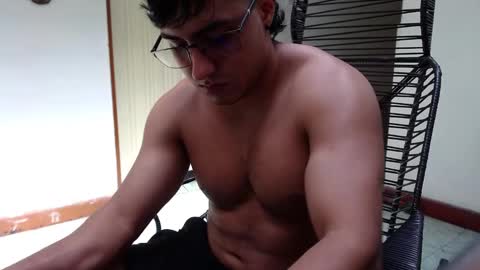 Snapshot of kamenov07 chatting on January 16, 4:28 pm kamenov07 online show from January 16, 4:28 pm