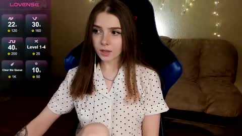 Snapshot of kami_mur chatting on February 1, 7:13 pm Kami mur online show from February 1, 7:13 pm