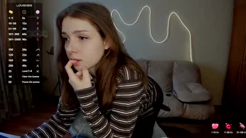 Snapshot of kami_mur chatting on February 21, 11:01 am Kami mur online show from February 21, 11:01 am