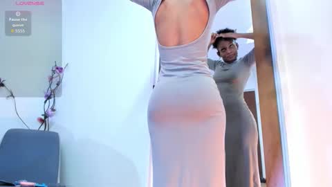    online show from March 25, 12:22 pm