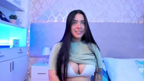 Kamila Betancourt online show from February 11, 2:22 pm