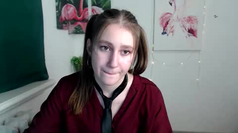 kamilla_love_ online show from October 31, 2:18 pm