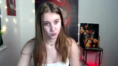 kamilla_love_ online show from February 11, 2:44 pm