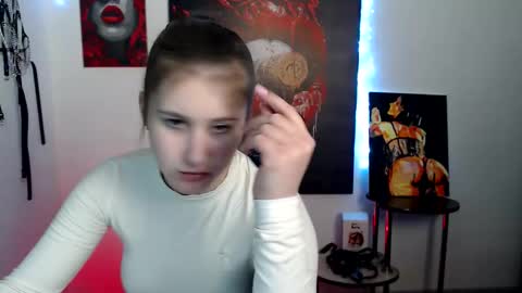 kamilla_love_ online show from March 10, 2:22 pm