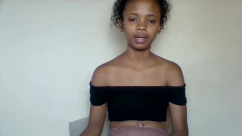 kamillah69 online show from January 15, 4:17 am