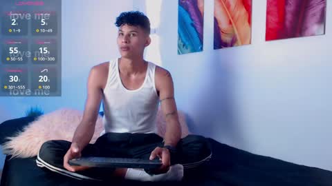 Kami online show from April 11, 6:56 pm