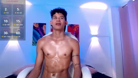 Kami online show from April 21, 6:44 pm