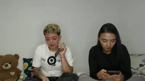 kammy   y   camila online show from March 20, 1:10 am