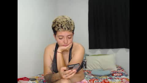 kammy   y   camila online show from April 14, 12:27 am